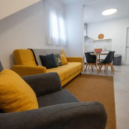 Marmolejos Apartment *